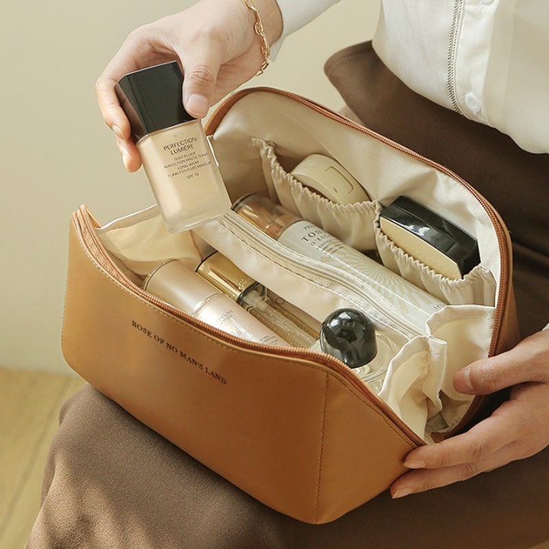 NECESSAIRE IZA